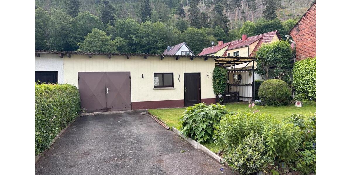 Reihenhaus Ohrdruf - 7 Zimmer, 128 m&sup2;, 150.000&euro; | Angebot:26962381