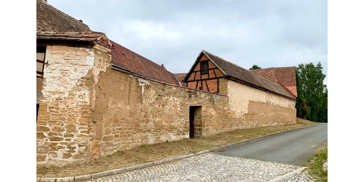 Bauernhaus, Landhaus Weimar Lützendorf - 7 Zimmer, 148 m&sup2;, 265.000&euro; | Angebot:24070132