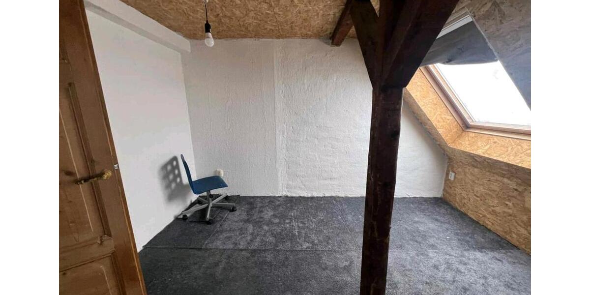 Dachgeschoßwohnung Gotha - 3 Zimmer, 63 m&sup2;, 655&euro; | Angebot:26440061