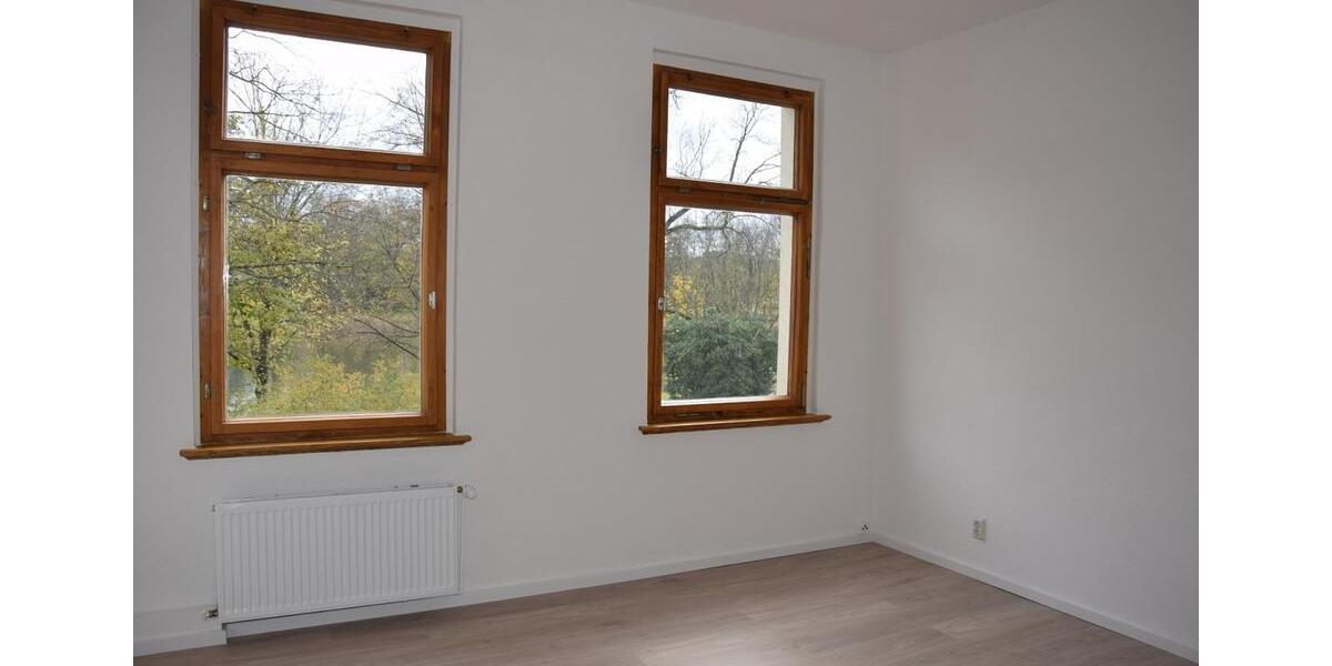 großzügige und helle 3-Raumwohnung in guter Lage von Apolda 3 zimmer