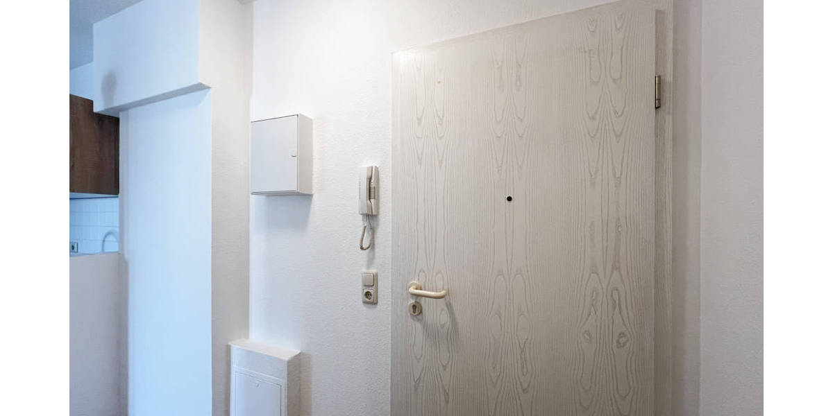 Moderne, bezugsbereite 1Raumwohnung mit Einbauküche & Stellplatz 1 zimmer