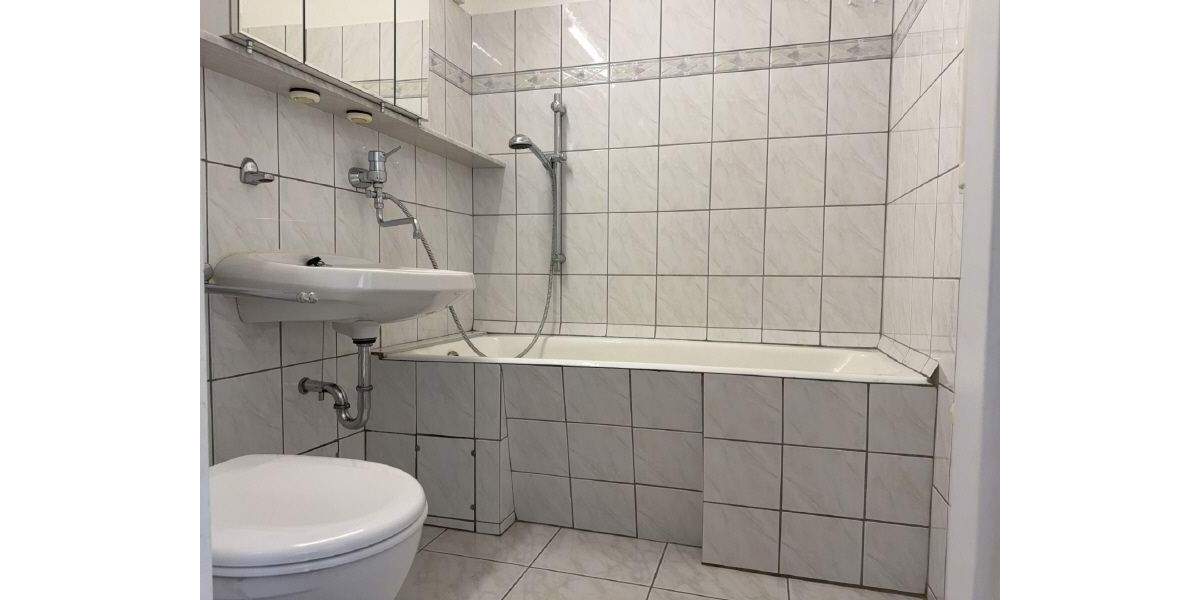 Etagenwohnung Gotha - 4 Zimmer, 73 m&sup2;, 79.000&euro; | Angebot:25563159