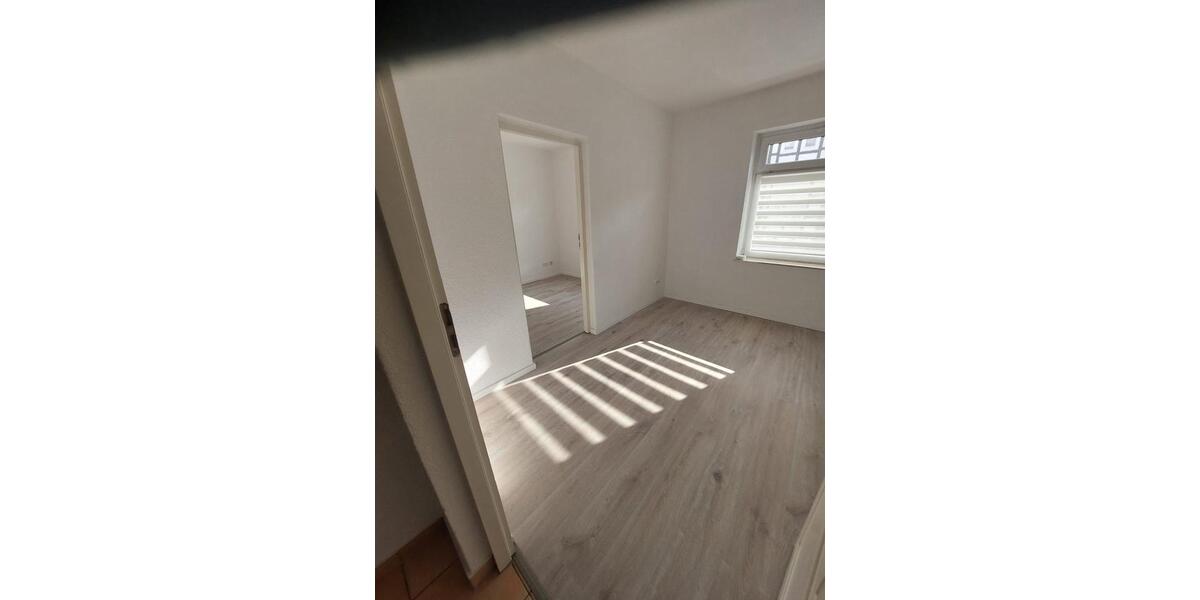 Etagenwohnung Arnstadt - 3 Zimmer, 58 m&sup2;, 96.000&euro; | Angebot:27085357
