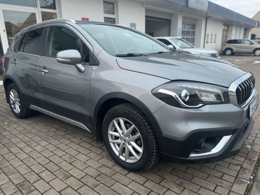 (SX4) S-Cross