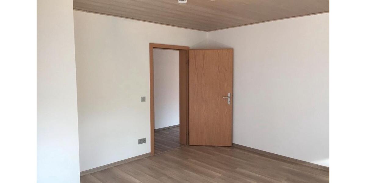 Etagenwohnung Erfurt Daberstedt - 4 Zimmer, 114 m&sup2;, 1.296&euro; | Angebot:24878557