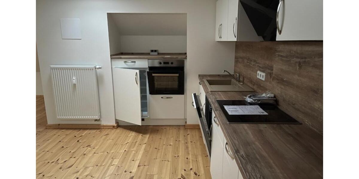 Dachgeschoßwohnung Weimar - 2 Zimmer, 65 m&sup2;, 649&euro; | Angebot:23764376