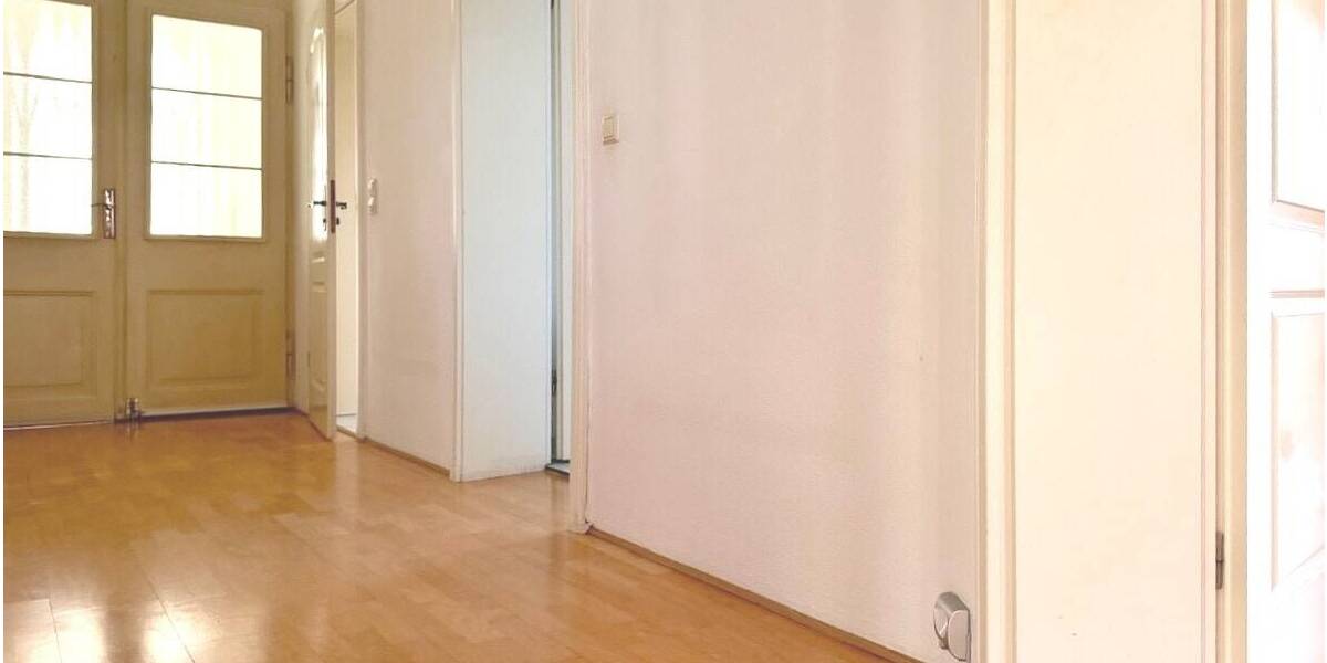 Etagenwohnung Weimar Nordvorstadt - 3 Zimmer, 80 m&sup2;, 230.000&euro; | Angebot:26027585