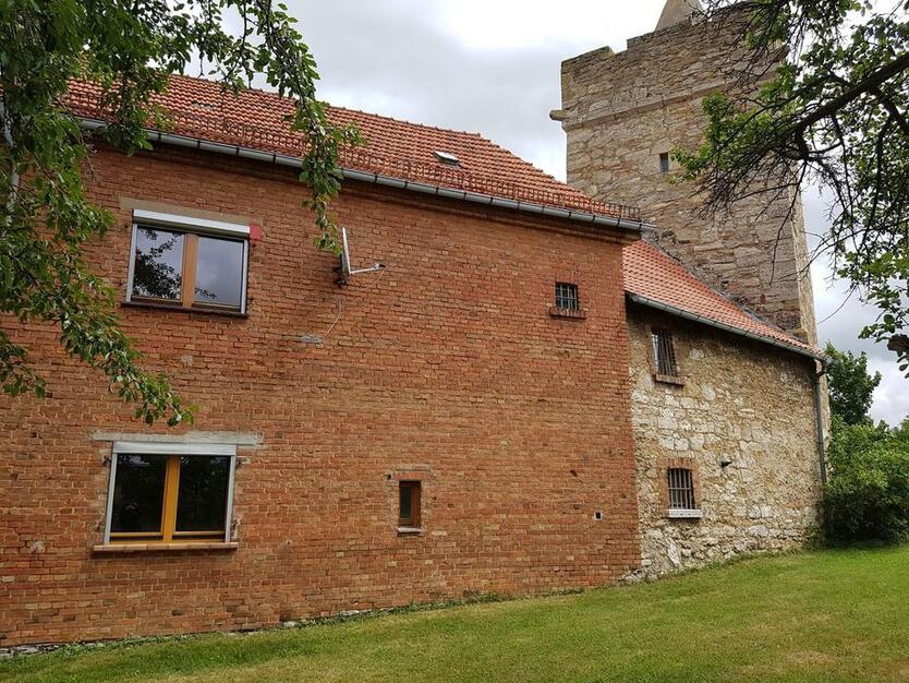Haus Einfamilienhaus mit Grundstück