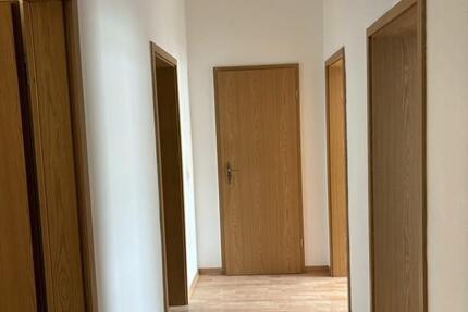 Wohnung Erfurt Johannesplatz - 2 Zimmer, 73 m&sup2;, 1.102&euro; | Angebot:27649215