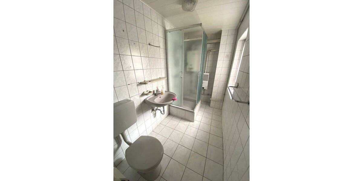 Reihenmittelhaus Ohrdruf - 4 Zimmer, 96 m&sup2;, 45.000&euro; | Angebot:25682864