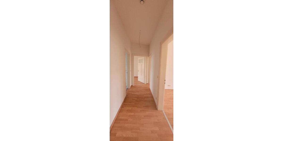 Ihre neue lichtdurchflutete 4 Zimmerwohnung mit Balkon 4 zimmer