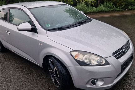 Kia ceed / Ceed 181.632 km 1.000 &euro; erfurt 99085
