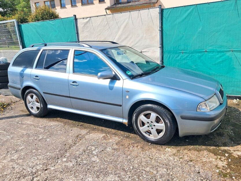 Skoda Octavia 145.377 km 2.600 € Berlstedt 99439