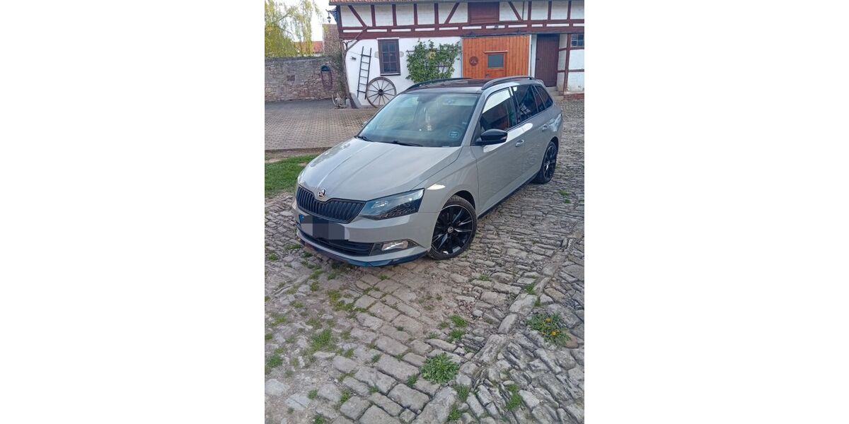 Skoda Fabia 106.353 km 9.950 &euro; Drei Gleichen 99869