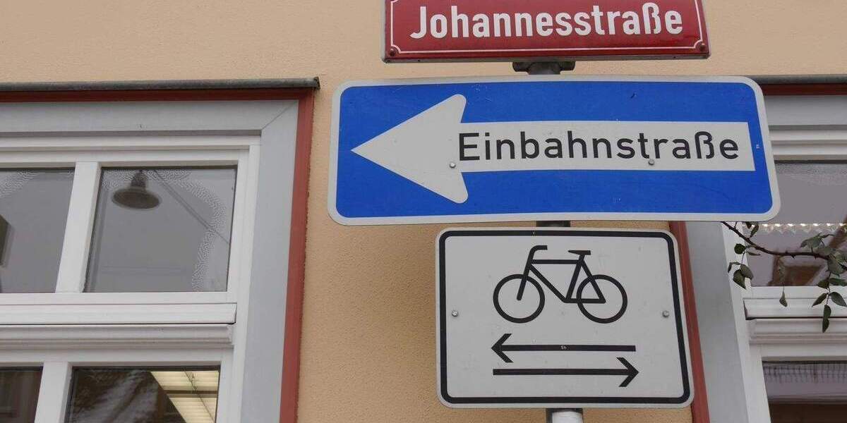 Etagenwohnung Erfurt Altstadt - 3 Zimmer, 87 m&sup2;, 995&euro; | Angebot:25165385