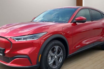 Ford Mustang 23.700 km 27.990 € Schwabhausen 99869