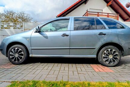 Skoda Fabia 264.000 km 1.640 &euro; Andisleben 99189