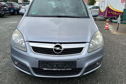 Opel Zafira 105.820 km 1.590 € Apolda 99510