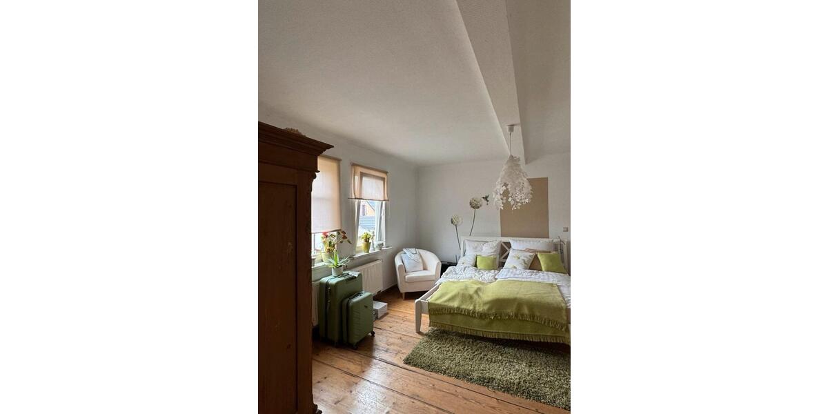 Mehrfamilienhaus, Wohnhaus Drei Gleichen - 13 Zimmer, 300 m&sup2;, 150.000&euro; | Angebot:26932538