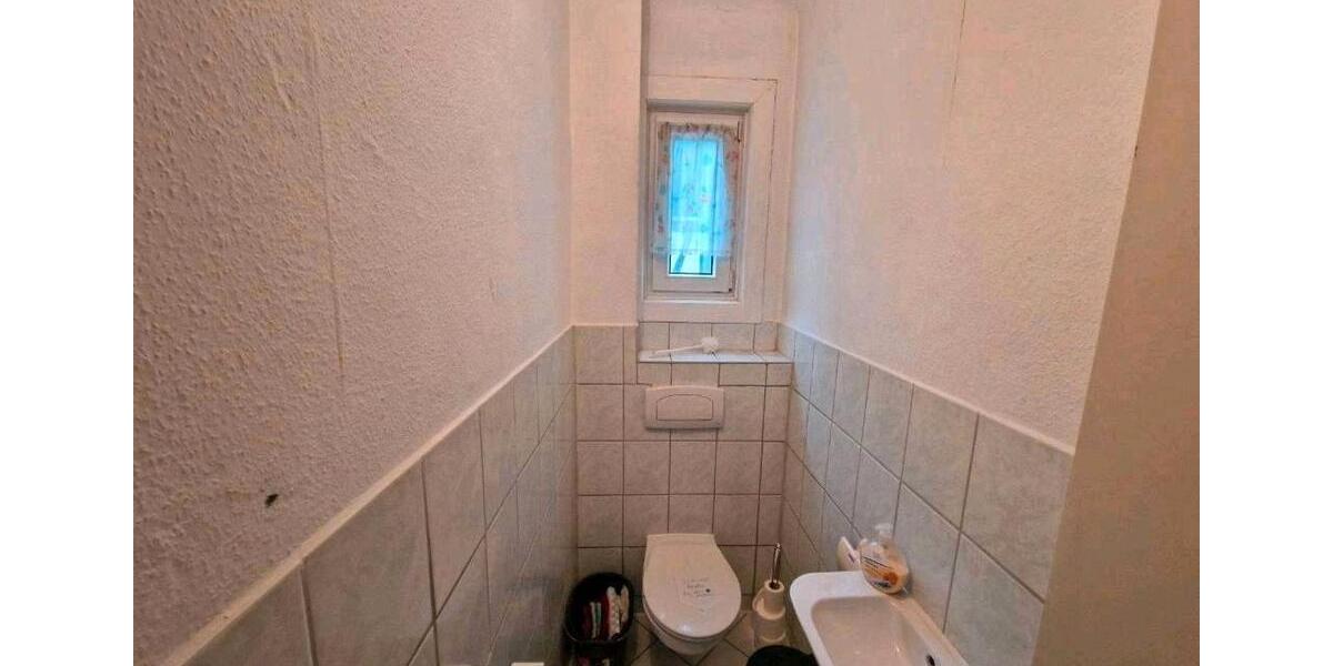 Einfamilienhaus Gotha - 15 Zimmer, 190 m&sup2;, 220.000&euro; | Angebot:26086705