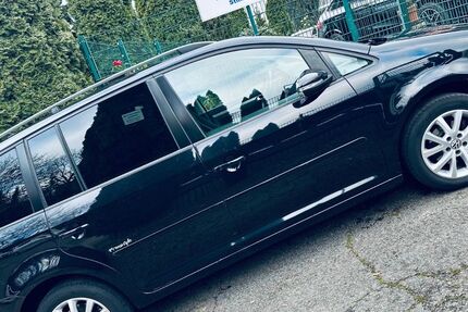 VW Touran 330.000 km 2.799 &euro; Gotha 99867