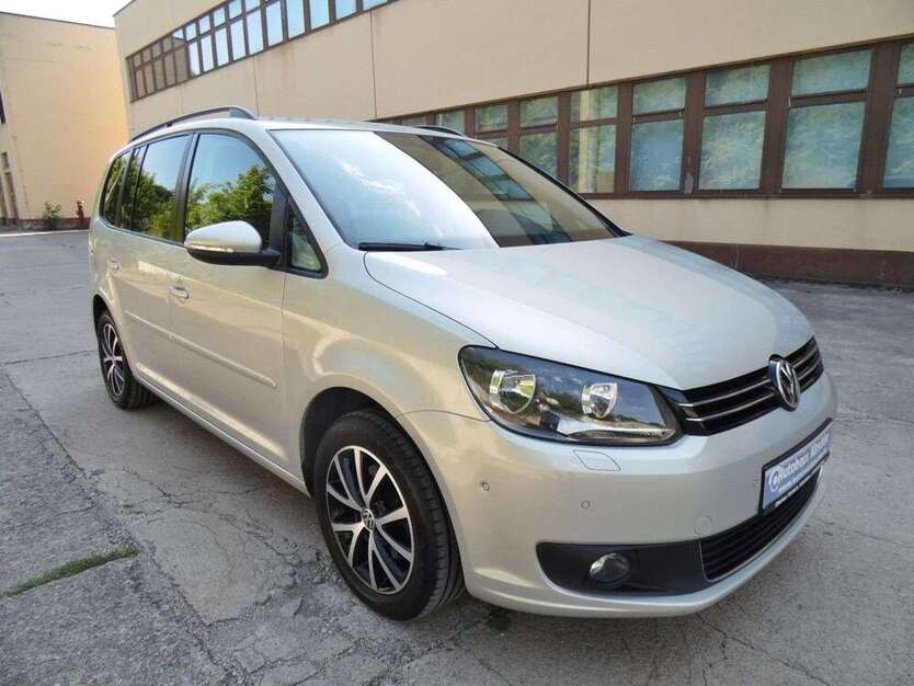 VW Touran 158.000 km 13.900 € Amt Wachsenburg OT Ichtershausen 99334