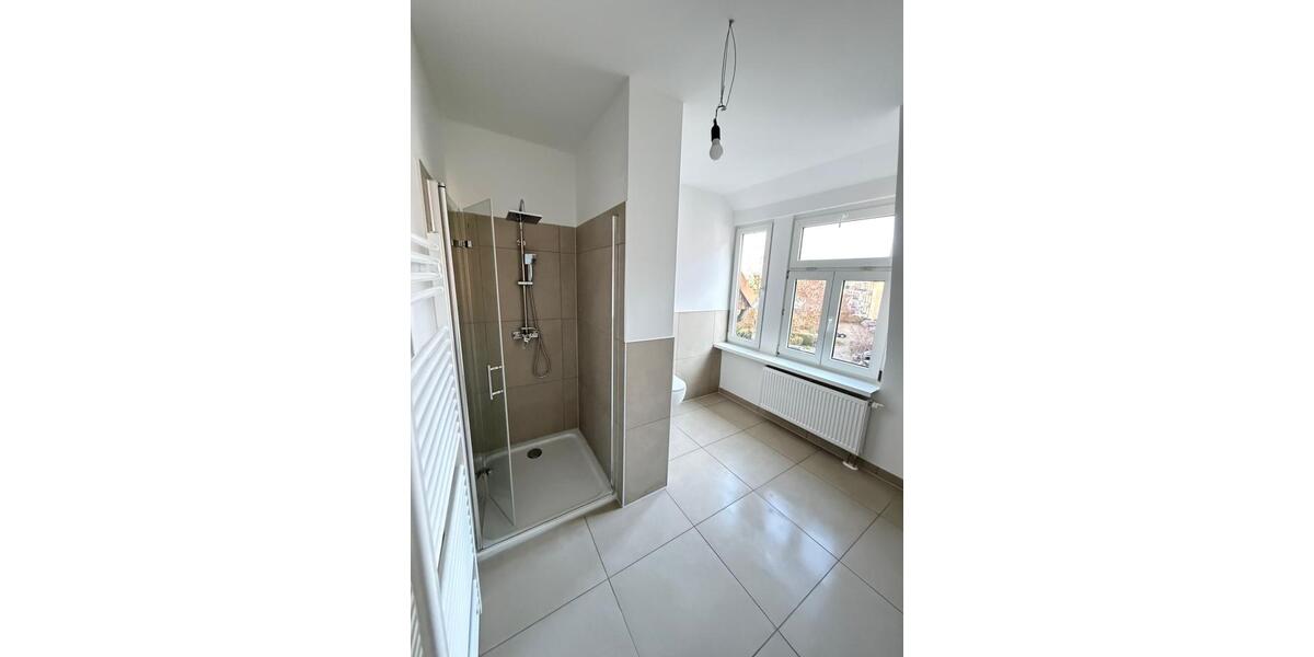 Erstbezug! Sanierte Dachgeschosswohnung für Singles oder Paare! 2 zimmer