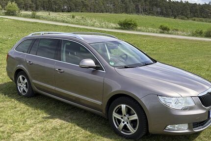Skoda Superb 378.387 km 3.320 &euro; Elleben 99334
