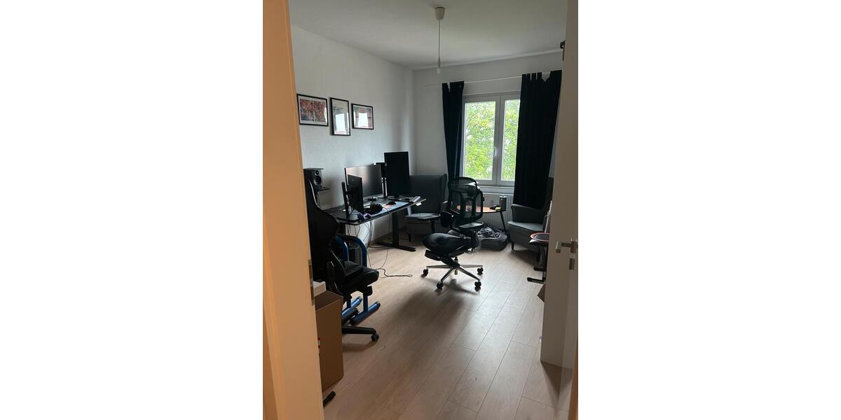 Etagenwohnung Erfurt Johannesplatz - 3 Zimmer, 73 m&sup2;, 670&euro; | Angebot:26495746