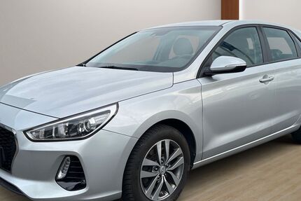 Hyundai i30 97.300 km 13.990 € Schwabhausen 99869