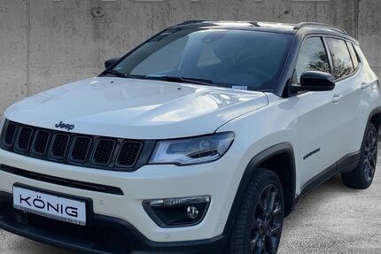 Jeep Compass 30.196 km 22.999 &euro; Nohra 99428