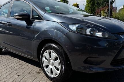 Ford Fiesta 81.000 km 4.500 &euro; Erfurt 99085