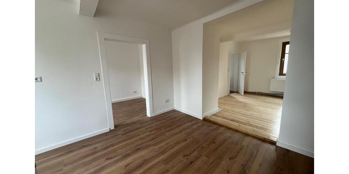Etagenwohnung Gotha - 2.5 Zimmer, 48 m&sup2;, 460&euro; | Angebot:25570906