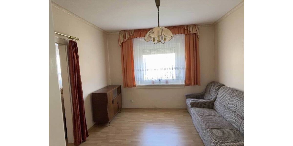 Doppelhaushälfte Gotha Uelleben - 7 Zimmer, 85 m&sup2;, 90.000&euro; | Angebot:25664932