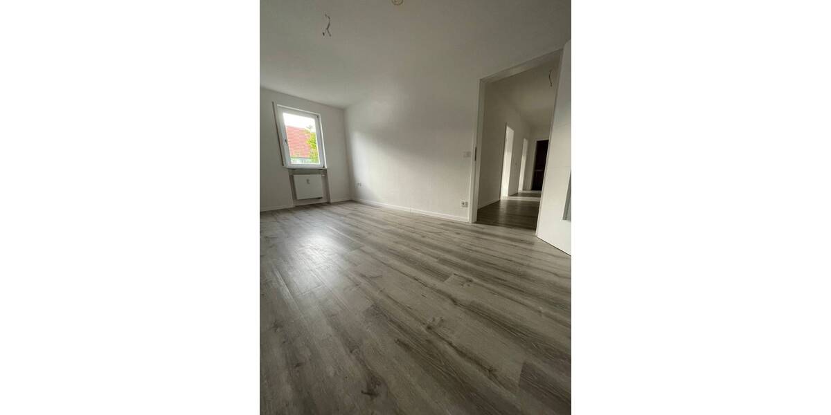 Etagenwohnung Nesse-Apfelstädt Neudietendorf - 4 Zimmer, 119 m&sup2;, 1.225&euro; | Angebot:25702522
