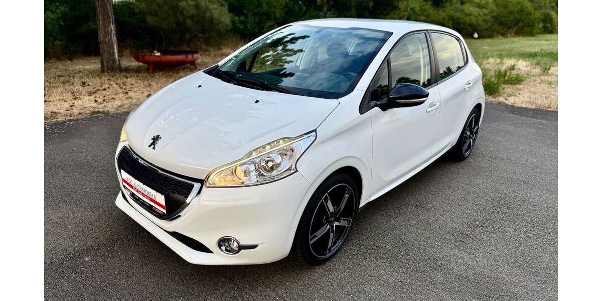 Peugeot 208 140.000 km 5.590 &euro; Erfurt 99095
