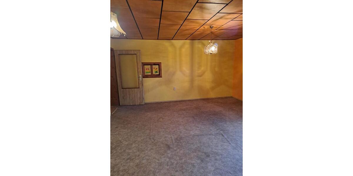 Einfamilienhaus Stadtilm - 7 Zimmer, 120 m&sup2;, 115.000&euro; | Angebot:24533046