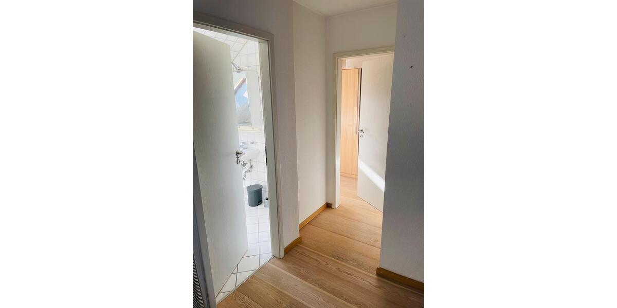 Dachgeschoßwohnung Erfurt Daberstedt - 1.5 Zimmer, 54 m&sup2;, 880&euro; | Angebot:25205333