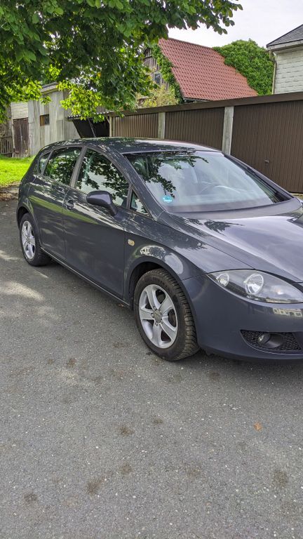 Seat Leon 98.200 km 3.749 € Erfurt 99091