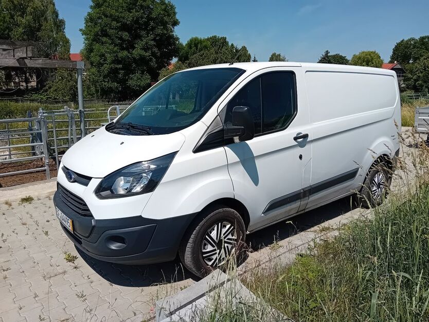 Ford Transit Custom 133.114 km 11.700 € Erfurt 99098