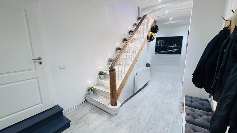 Einfamilienhaus Drei Gleichen - 7 Zimmer, 175 m&sup2;, 369.000&euro; | Angebot:25169908