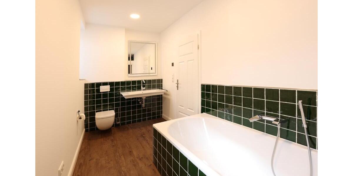 Einfamilienhaus Grammetal - 7 Zimmer, 300 m&sup2;, 2.900&euro; | Angebot:23793923