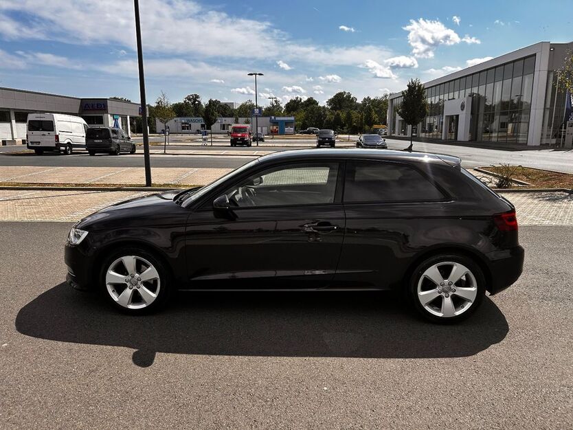 Audi A3 126.000 km 9.890 € Arnstadt 99310