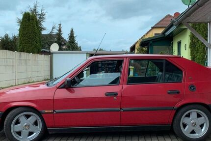 Alfa Romeo 33 53.784 km 3.800 &euro; Gotha 99867
