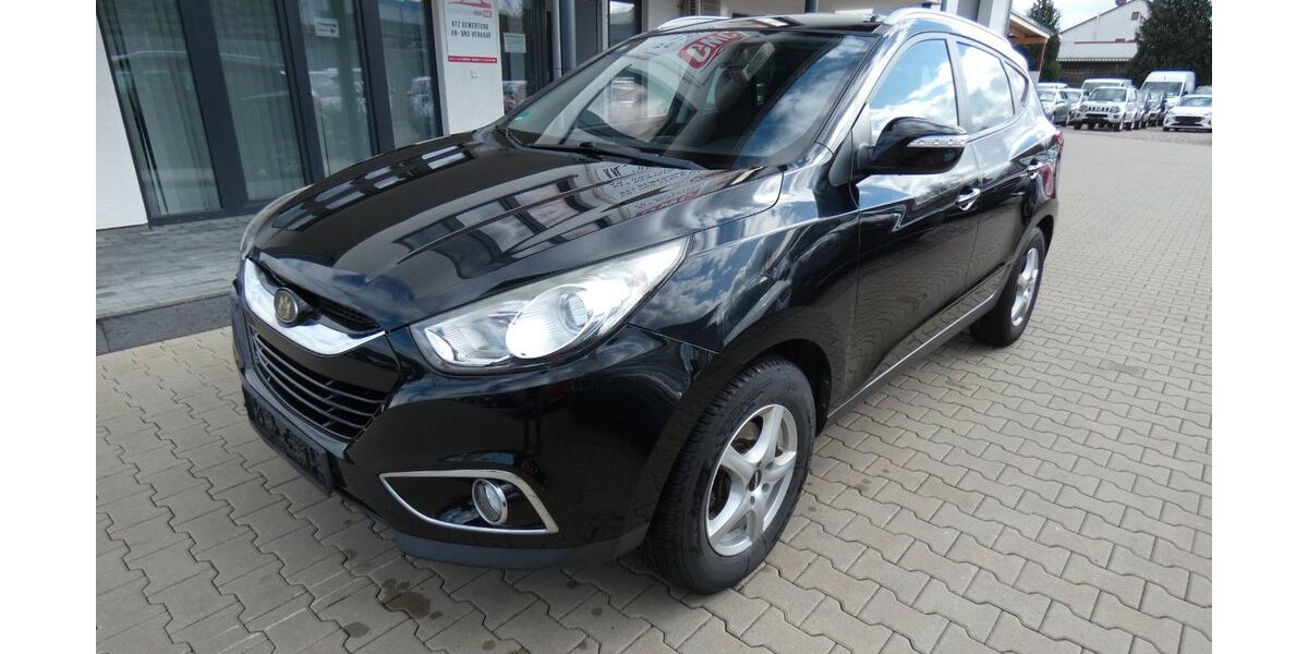 Hyundai ix35 152.000 km 6.990 &euro; Erfurt 99087