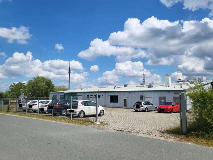 Halle in Blankenhain 450.000 € 2147 m²