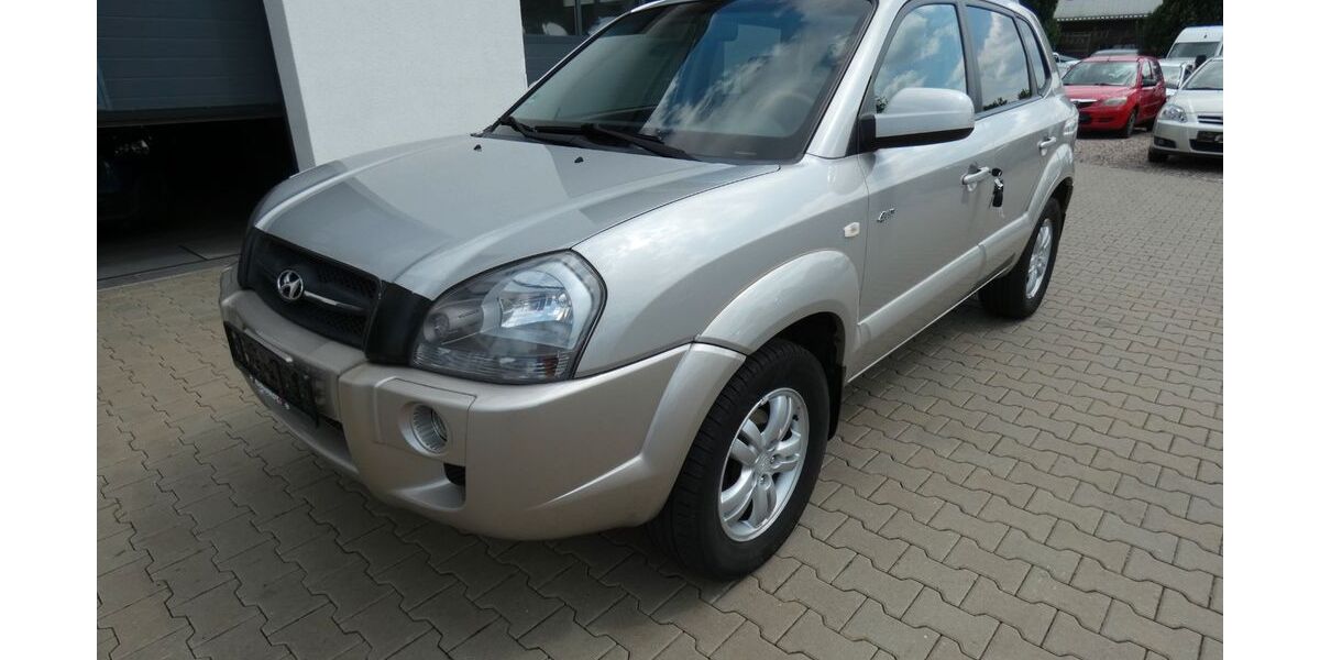 Hyundai TUCSON 207.000 km 2.490 &euro; Erfurt 99087