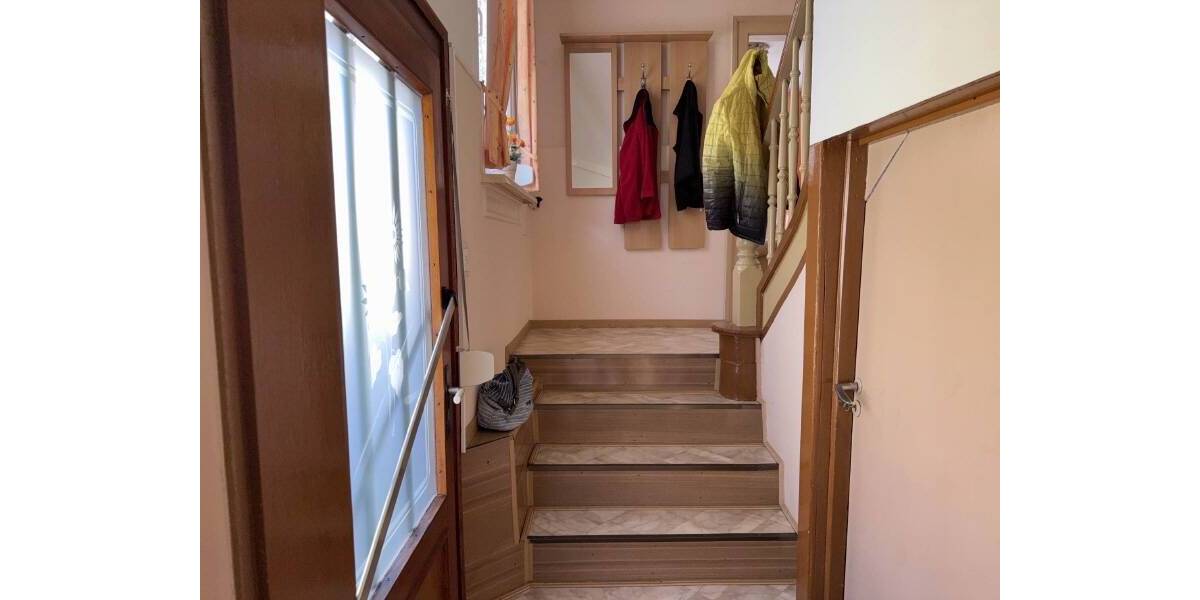 Doppelhaushälfte Gotha Uelleben - 7 Zimmer, 85 m&sup2;, 90.000&euro; | Angebot:25664932