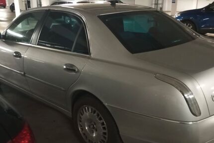 Lancia Thesis 182.000 km 2.500 € Erfurt 99086