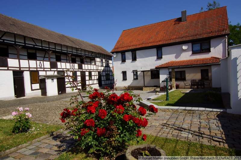 Haus zum Kaufen in Erfurt 425.000 € 208 m²
